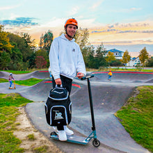 Lade das Bild in den Galerie-Viewer, Scooter Rucksack